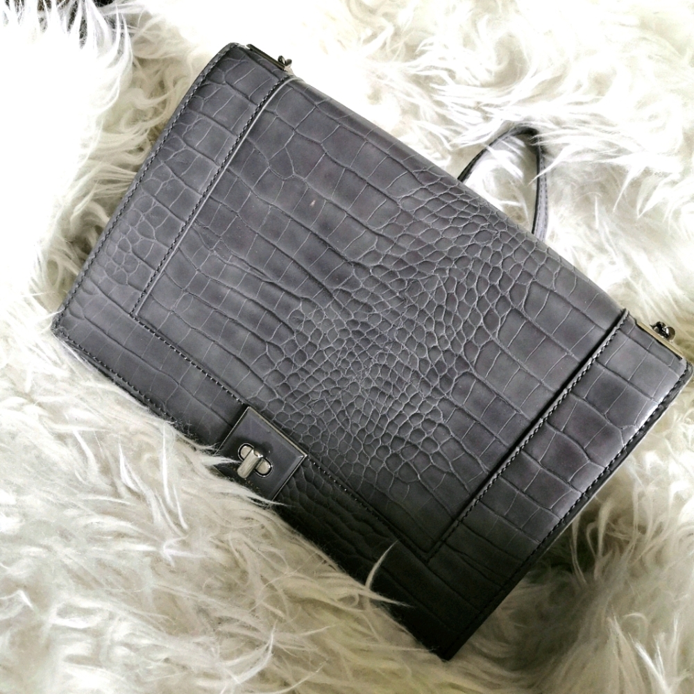 Charles&Keith - Front flap croc-effect chain bag